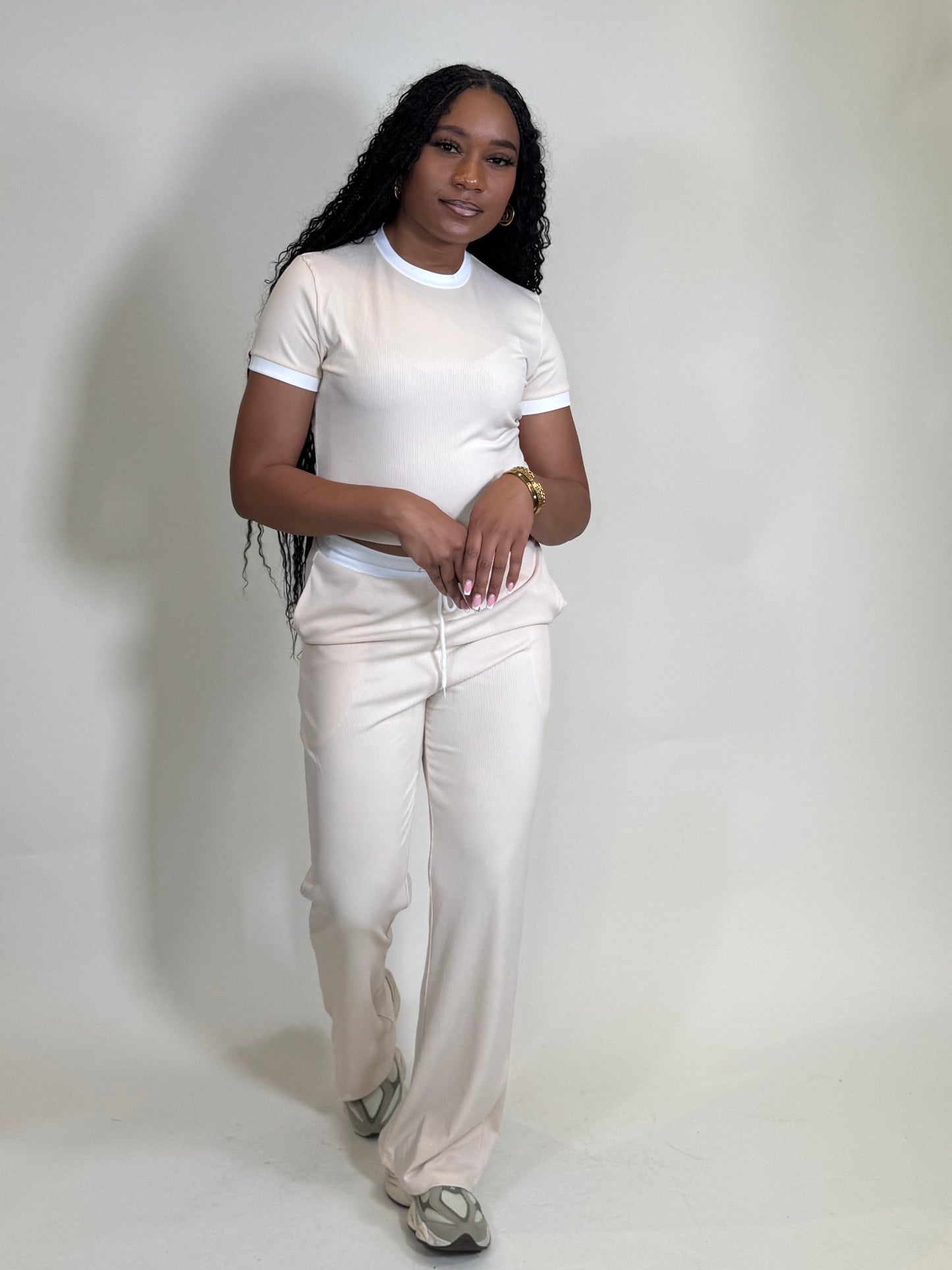 Spring’s Favorite Two Piece Flare Pants Set